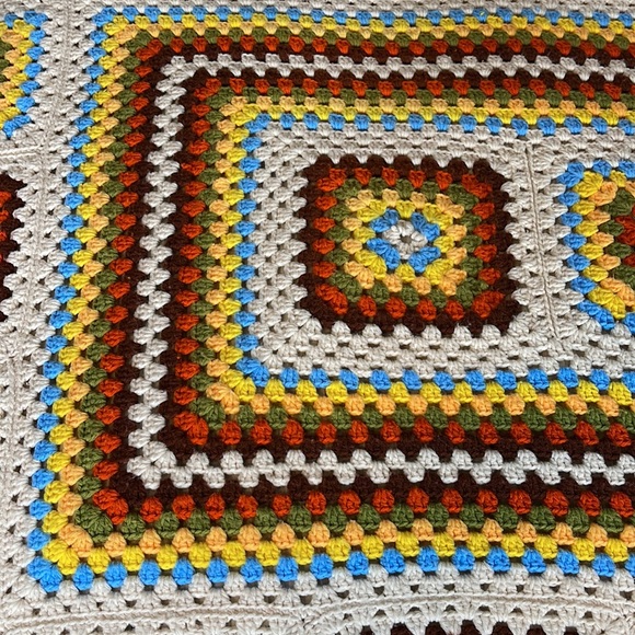 Granny Square Vintage Throw Boho Colors Brown, Rust, Cream & Gold - Picture 5 of 10